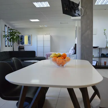 Διαμέρισμα Moai Loft *